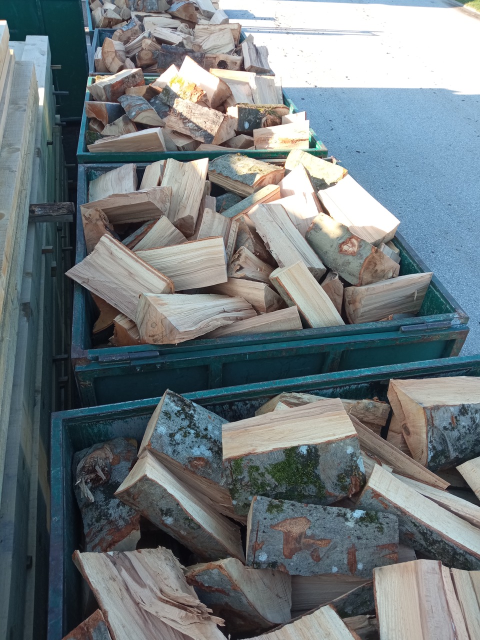 Drva za ogrjev u rinfuzi